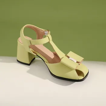 Gran tamaño Oversize de Gran tamaño de la Plaza de los dedos de los pies de Tacón Grueso hueco zapatos de mujer con diseño simple y elegante, Transpirable